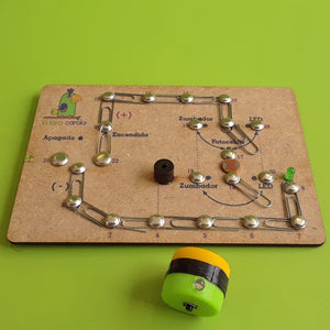 Kit de tecnología para niños y circuitos eléctricos . Clip sonoros
